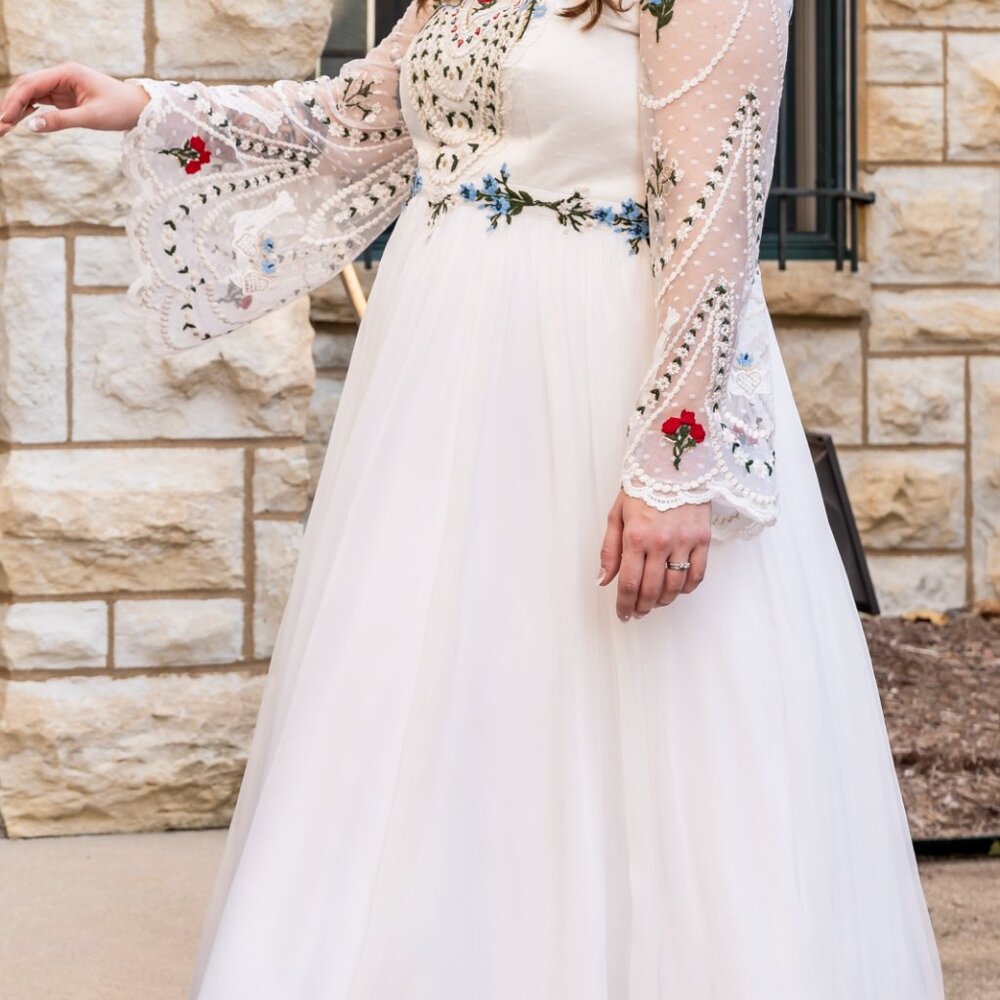 Folklorique Souffle dress by Chotronette - Picture 3 of 7